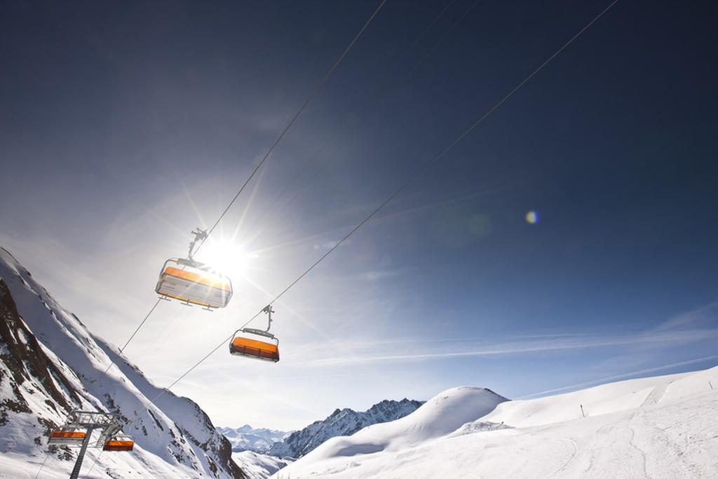 Hotel Des Alpes Замнаун Екстер'єр фото