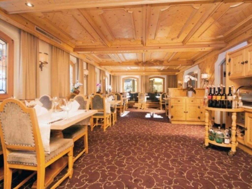 Hotel Des Alpes Замнаун Екстер'єр фото
